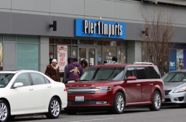 Pier 1 Imports Wants To Close All Its Stores From Harlem To Hollywood   Pier I Imports In Harlem 2 