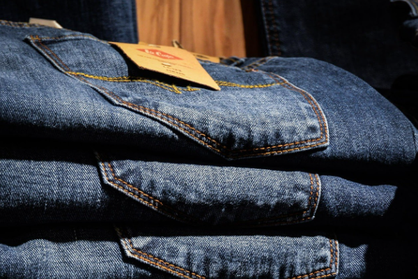Things To Keep In Mind When Buying Jeans