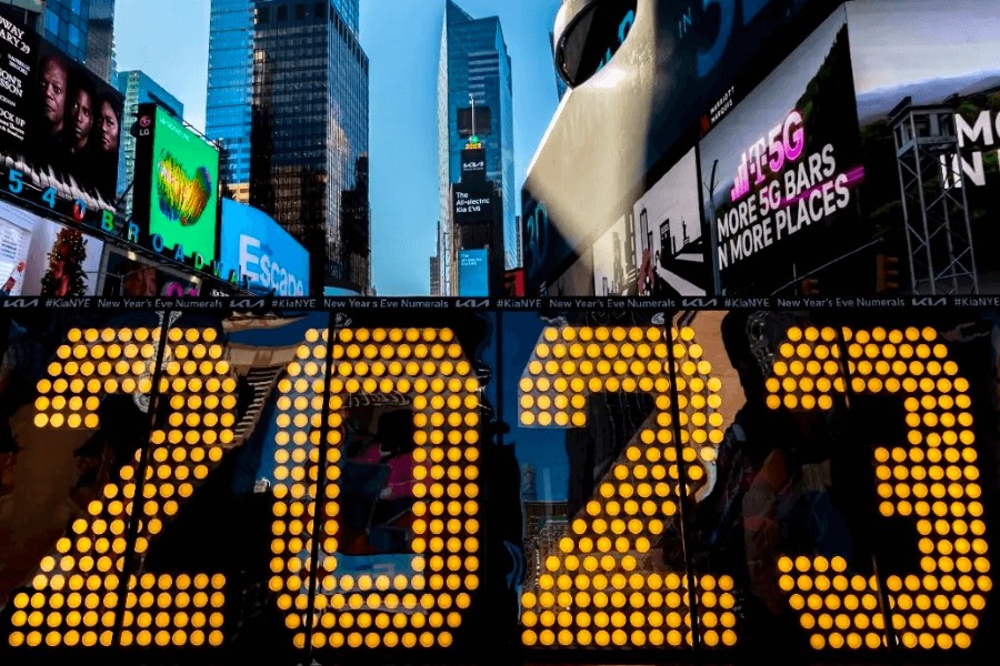 Watch The Official Time Square New Year's Eve 2023 Live