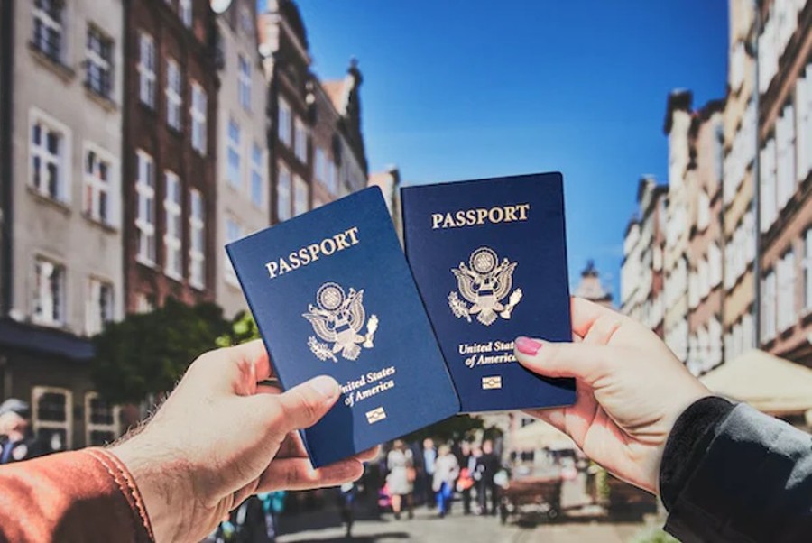 How To Apply For U.S. Citizenship: 3 Steps