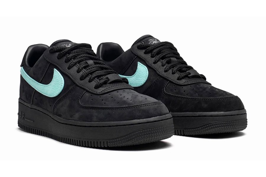 The Tiffany & Co. x Nike Air Force 1 Low 1837 Releases March 2023 - Sneaker  News
