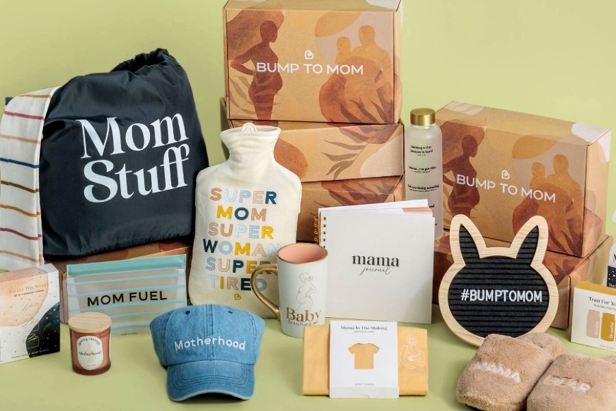 Mom store monthly box