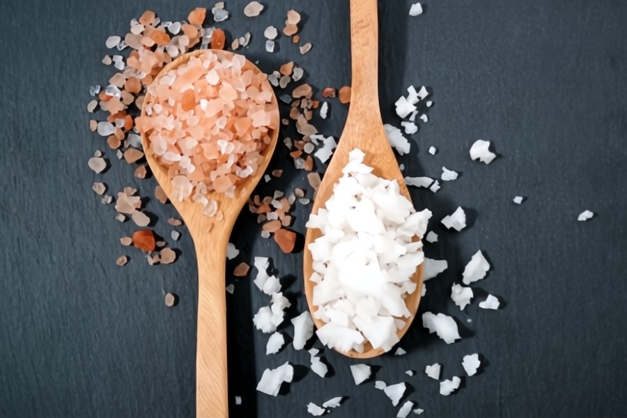 Kosher Salt Vs. Himalayan Salt - Uses, Benefits & Key Differences