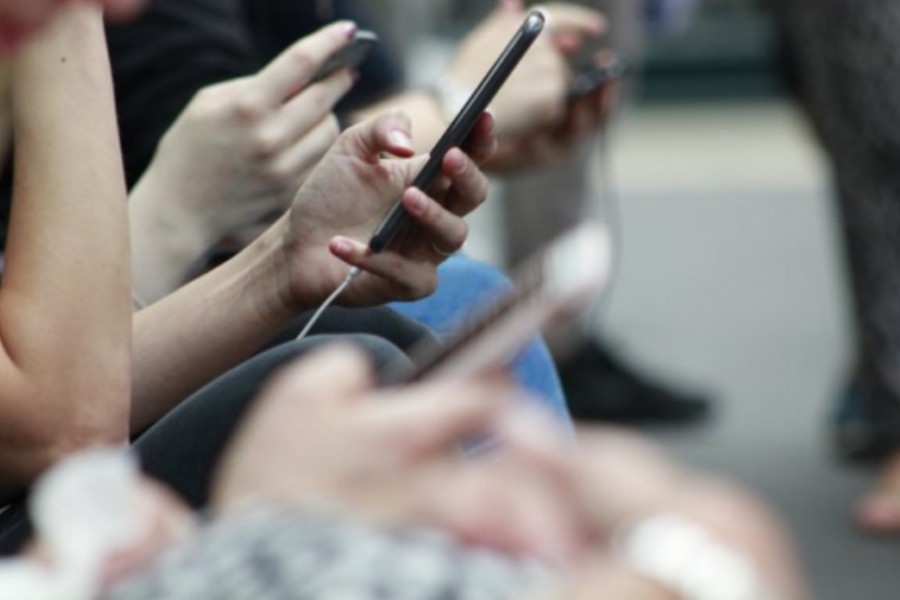 Sponsored Love: How Japanese Fortune-Telling Traditions Are Finding New Life In The Digital Age